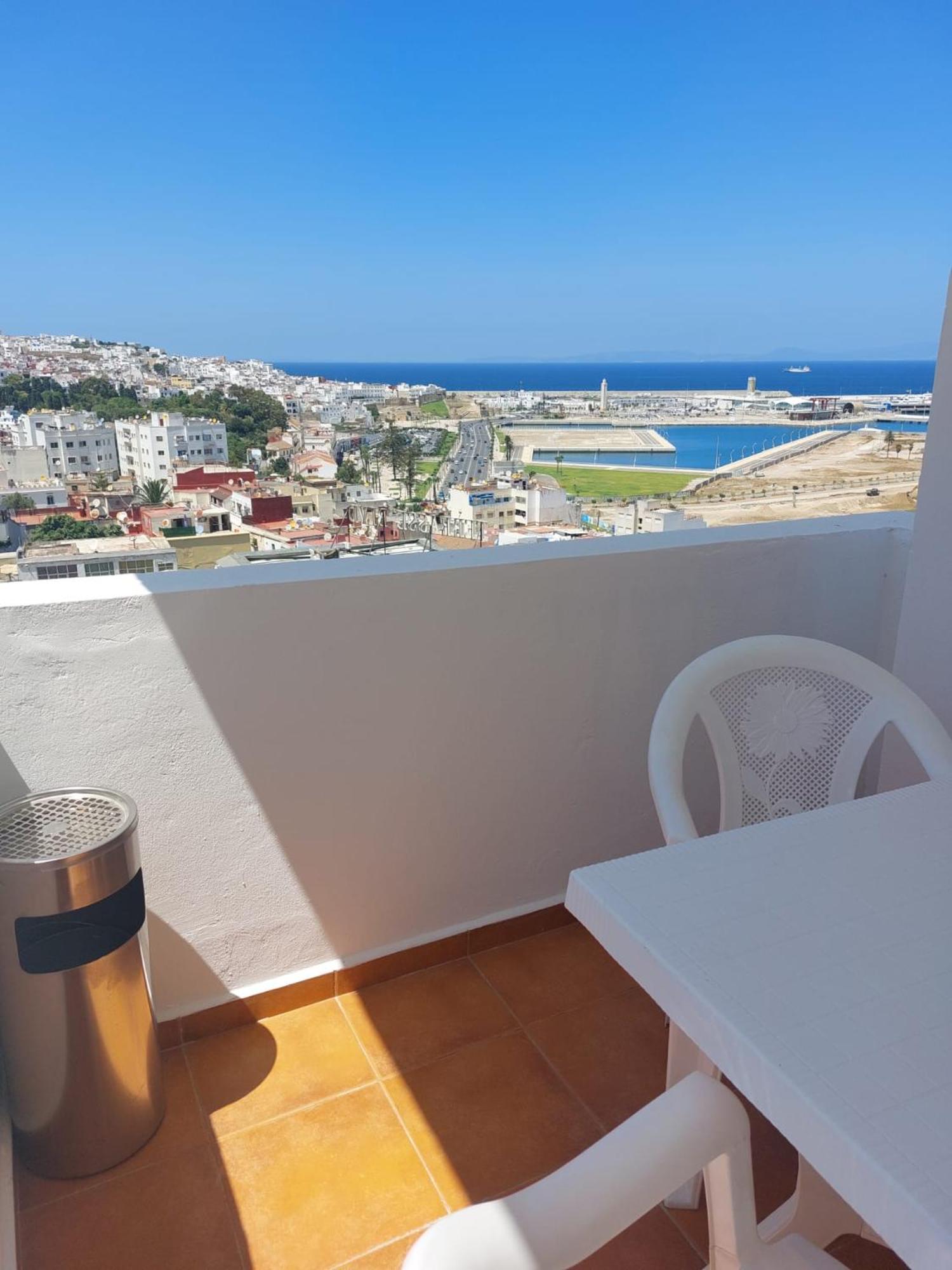 Appartement De Prestige, Vue Kasbah, Mer Et Vieux Port Tangier Exterior photo